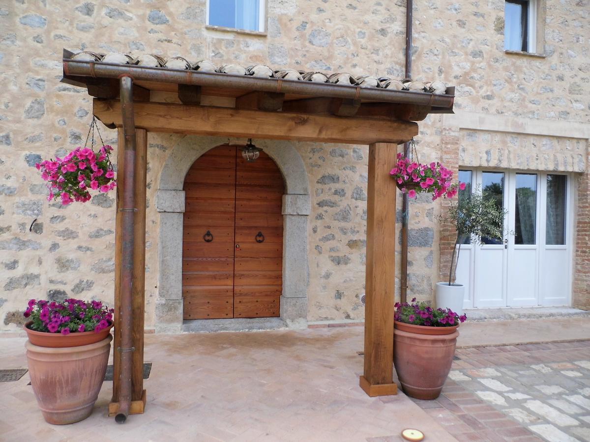 Aia Antica Bed & Breakfast Монте Сан Биаджо Екстериор снимка