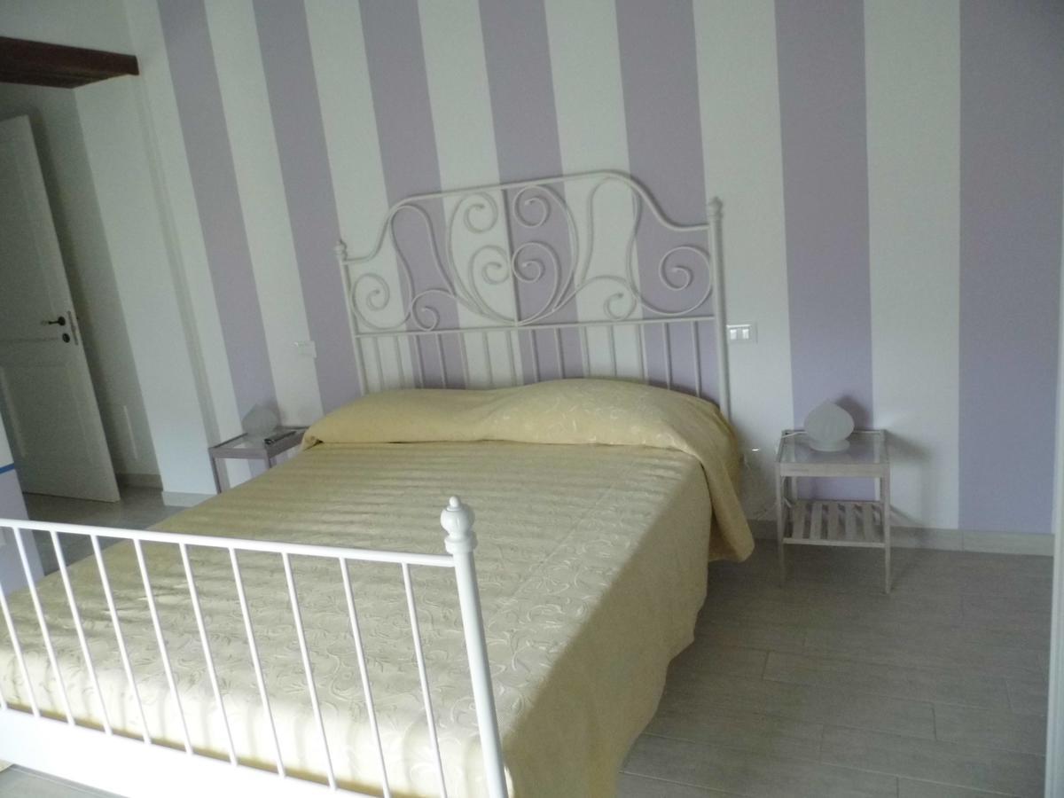 Aia Antica Bed & Breakfast Монте Сан Биаджо Екстериор снимка