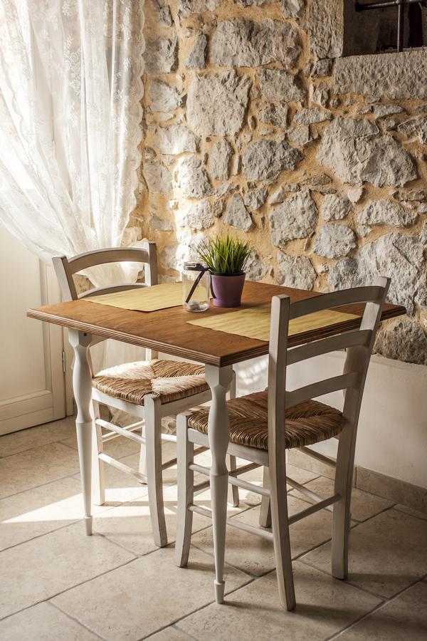 Aia Antica Bed & Breakfast Монте Сан Биаджо Екстериор снимка