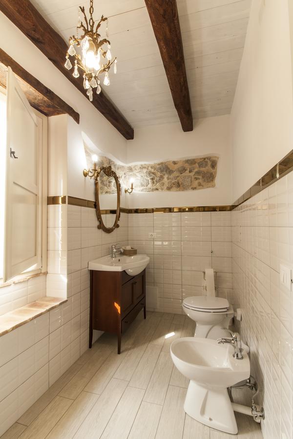 Aia Antica Bed & Breakfast Монте Сан Биаджо Екстериор снимка